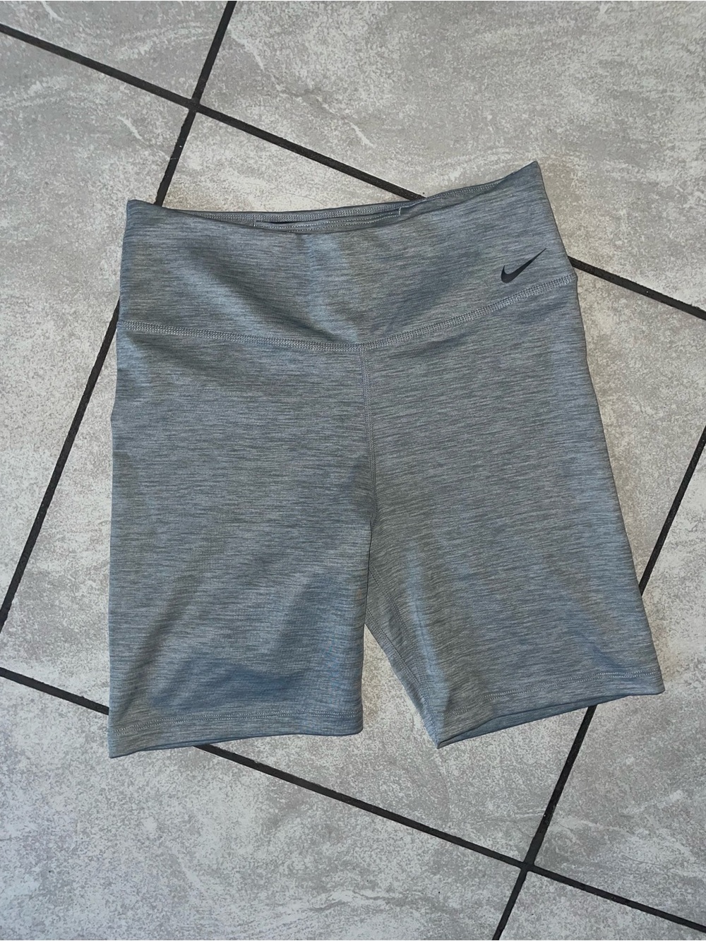 Nike shorts M